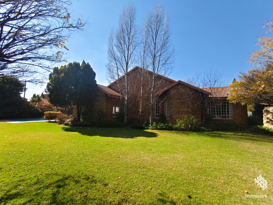 4 Bedroom Property for Sale in Vaalpark Free State
